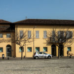 Sede Banca BCC a Cernusco s/N
EDIFICIO RISALENTE AL 1700
Nuovi posti auto per due piani interrati, nuova costruzione residenziale sempre di proprietà della BCC, ristrutturazione completa della Villa Penati del ‘700 ora sede della banca con la creazione al di sotto di essa, tramite sottomurazioni, di due caveau per la banca.